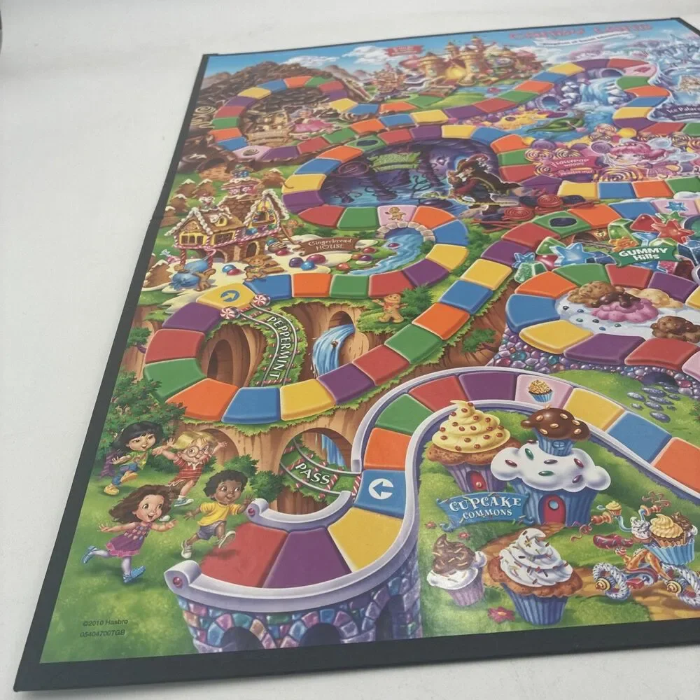 CANDY LAND Board Game 100% COMPLETE 2010 CANDYLAND